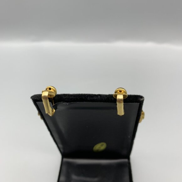 Gold-tone 1 1/4" Double Hoop Earrings with Clip Closure - Picture 4 of 7